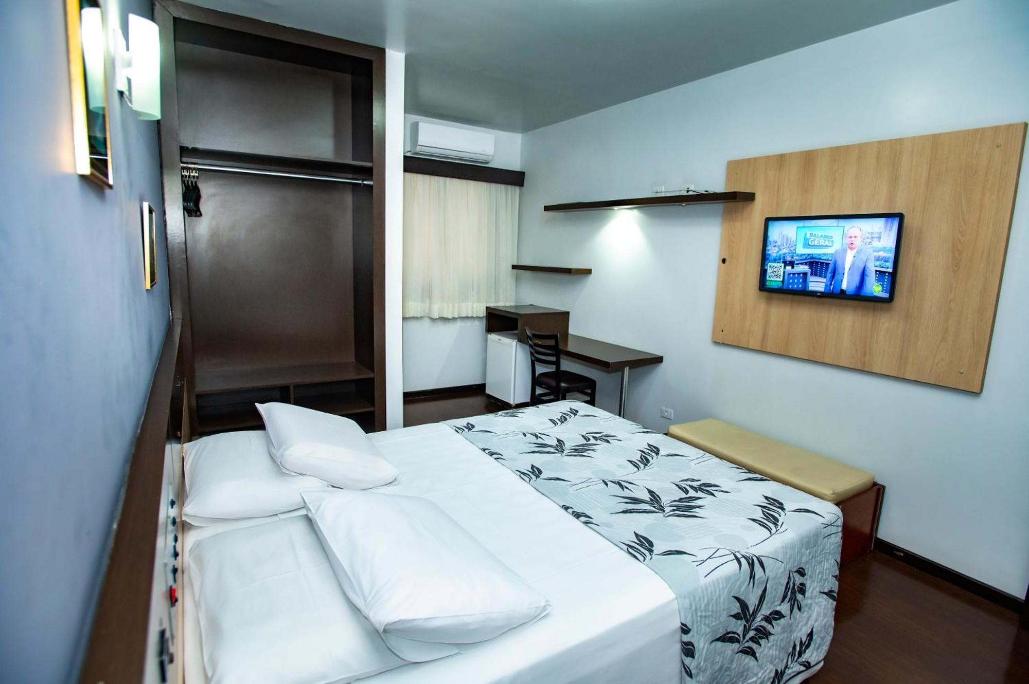 Hotel 365 Cuiabá Exterior photo